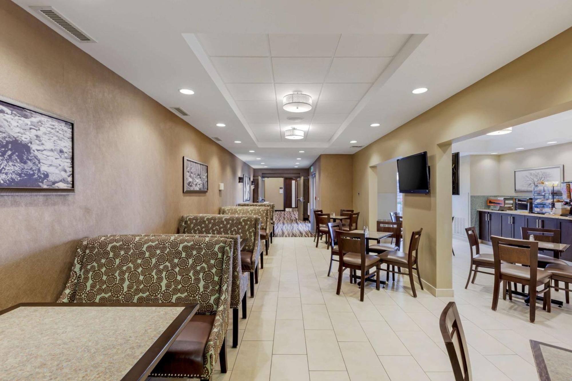 Best Western Plus Walkerton Hotel & Conference Centre Eksteriør bilde